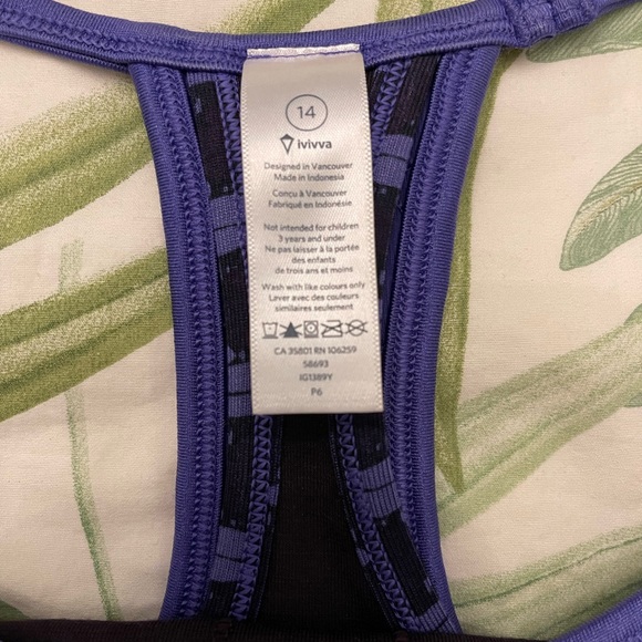 Iviva girls size 14 / ladies size XS, sports tank top with build in bra - Picture 4 of 4
